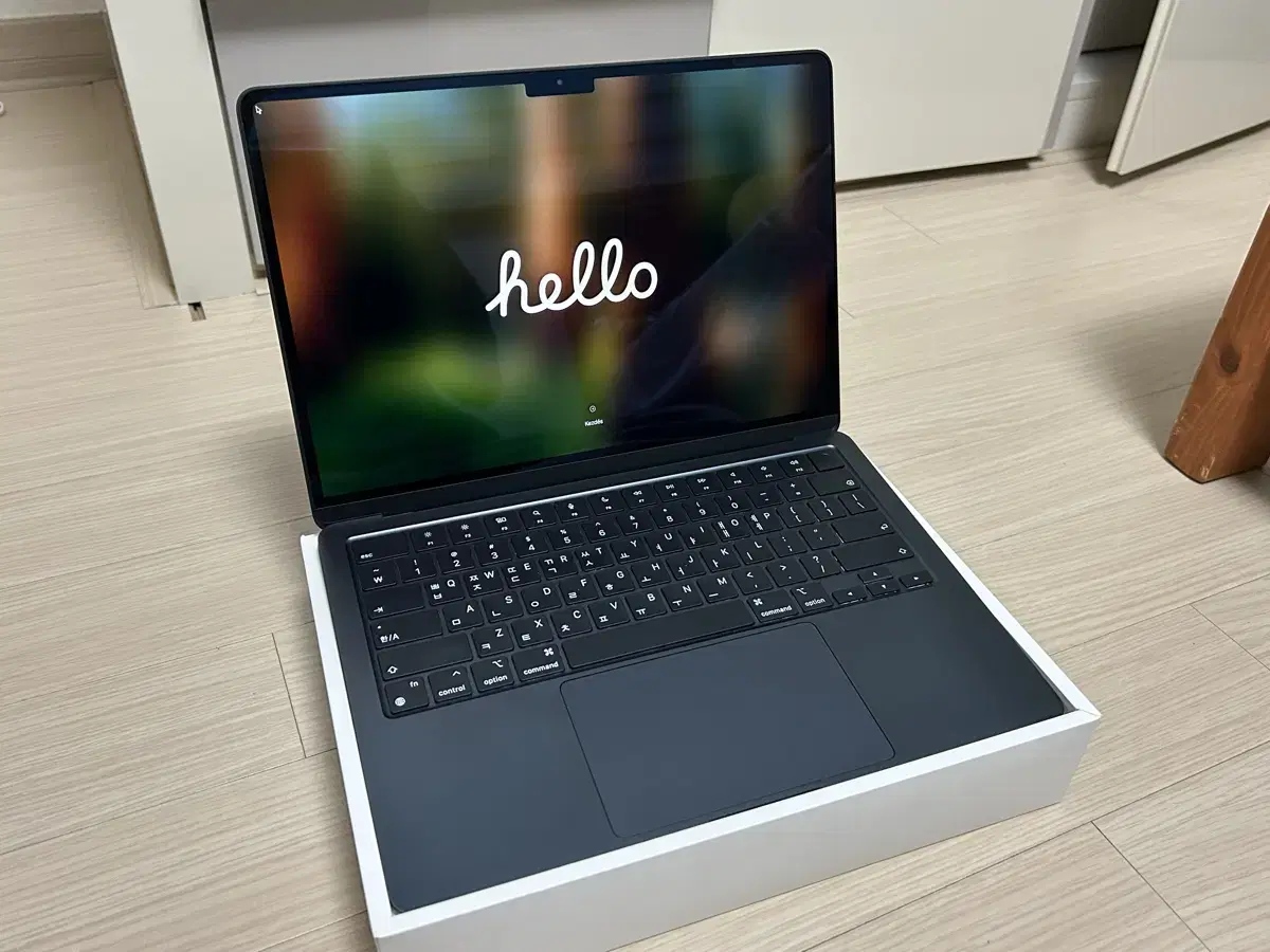 !!! Quick Sale) MacBook Air M2 16/256 !!!