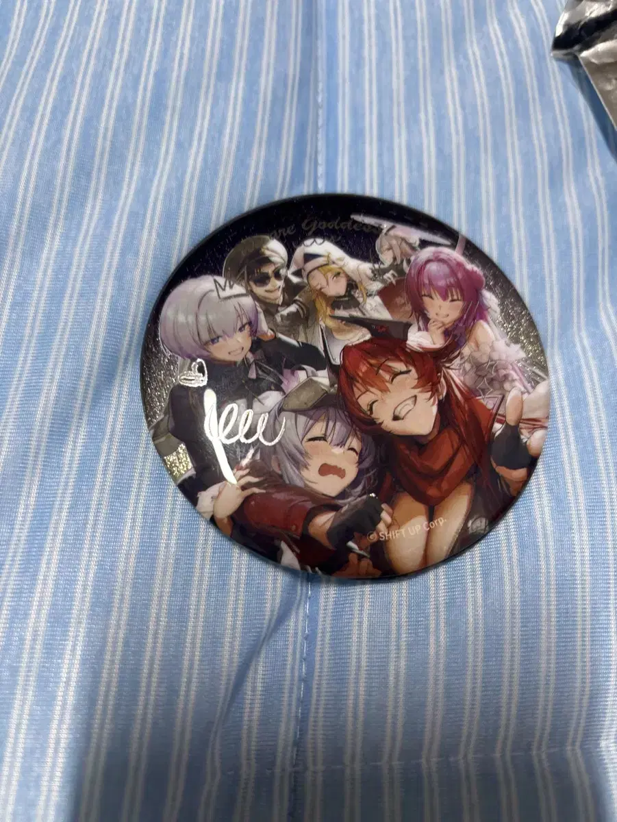 Nikke Can Badge