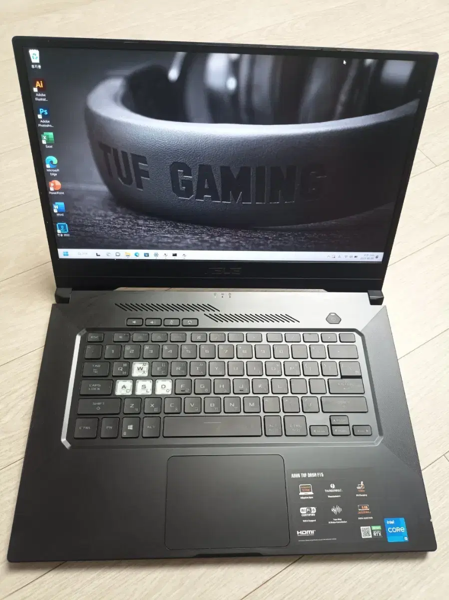 ASUS very clean and good performance gaming laptop