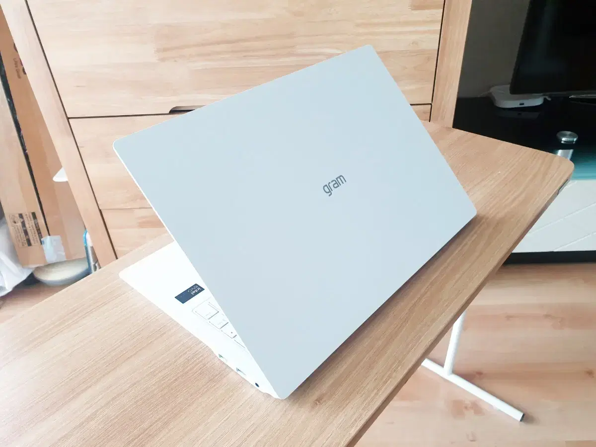 Like new 25-year LG Gram Pro 16 Ultra 5 16-core warranty (O) Win 11