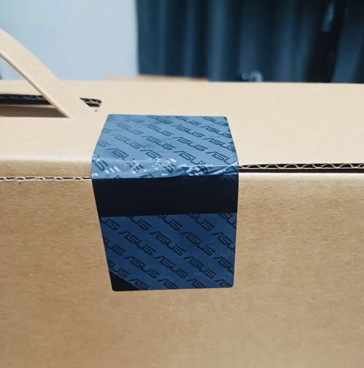 ASUS Zenbook S 14 OLED sealed