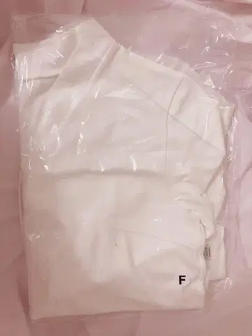 시로노사쿠라 UV 가디건 화이트 실버 버튼 물망초