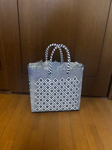 레트라 메르카도 백 MERCADO BAG M 사이즈