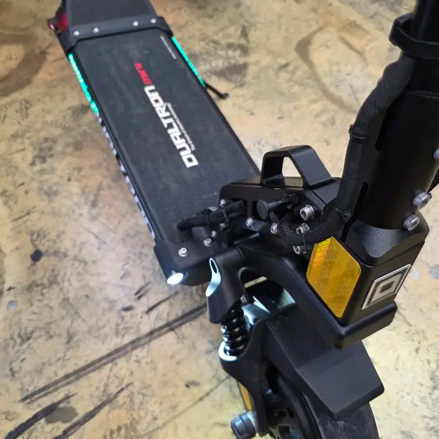 전동킥보드 듀얼트론 미니 판매 합니다. 배터리 새 것! 교체