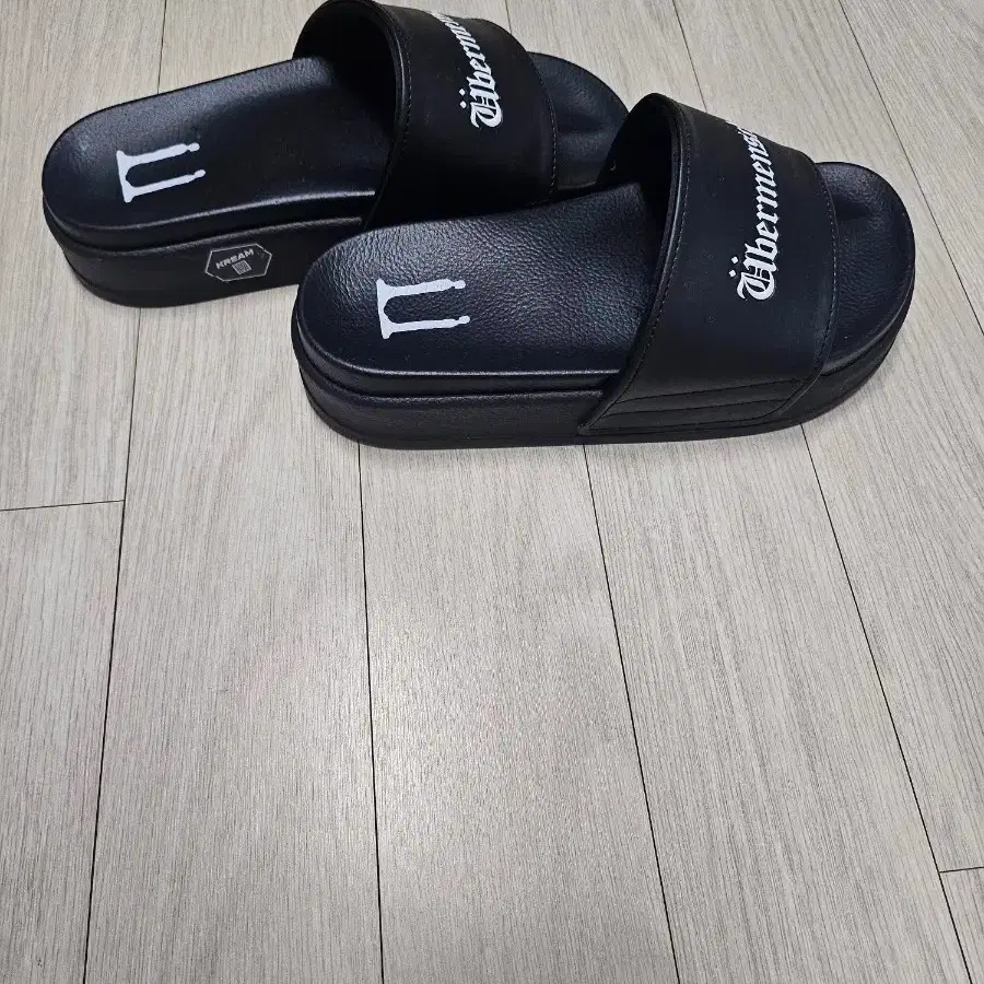 G-DRAGON | 지드래곤 G-dragon Übermensch Slippers Black S 240 on