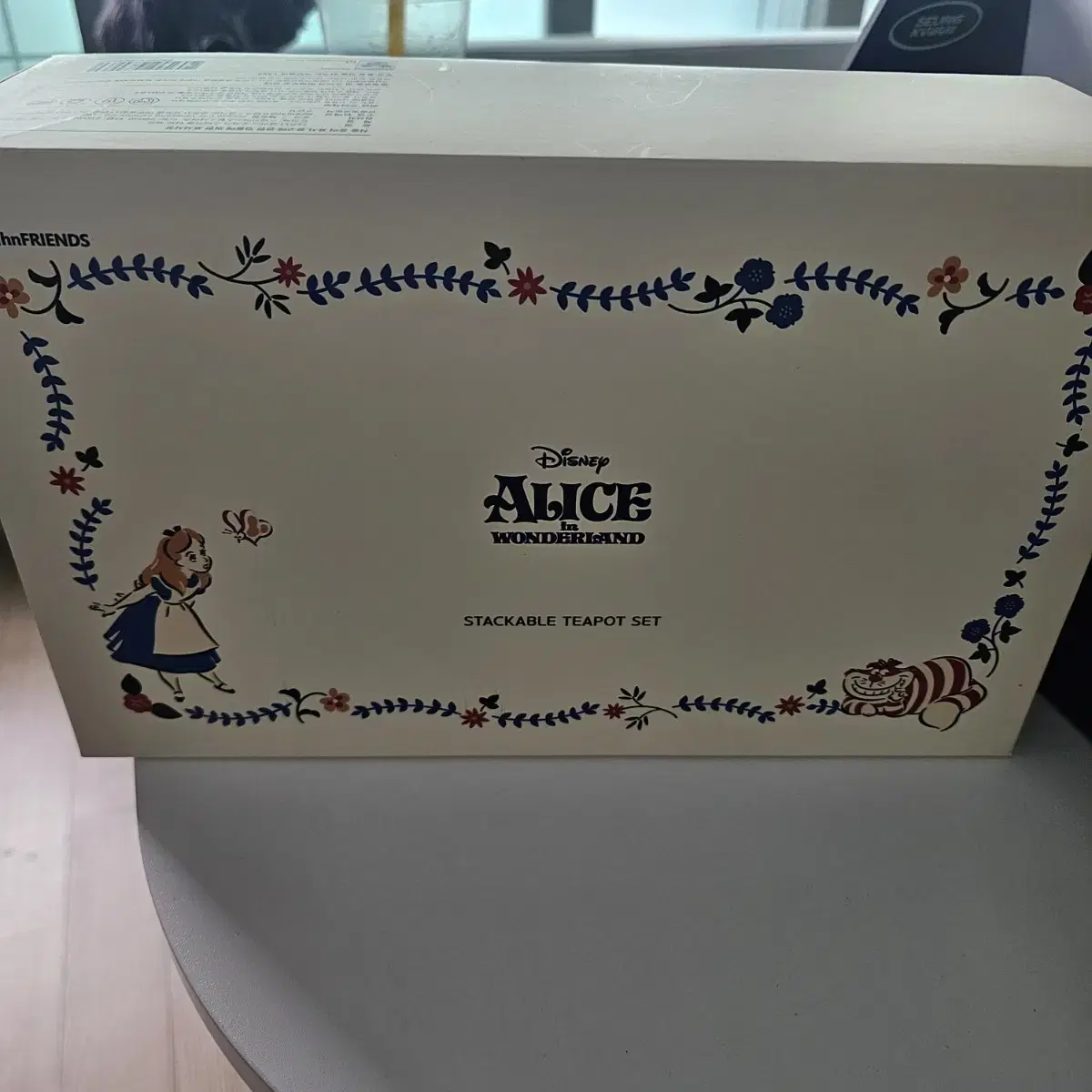 앨리스 티팟 세트 팝니다.