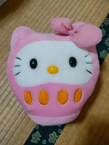 레어 헬로키티 럭키 컬러 달마 봉제 인형 핑크