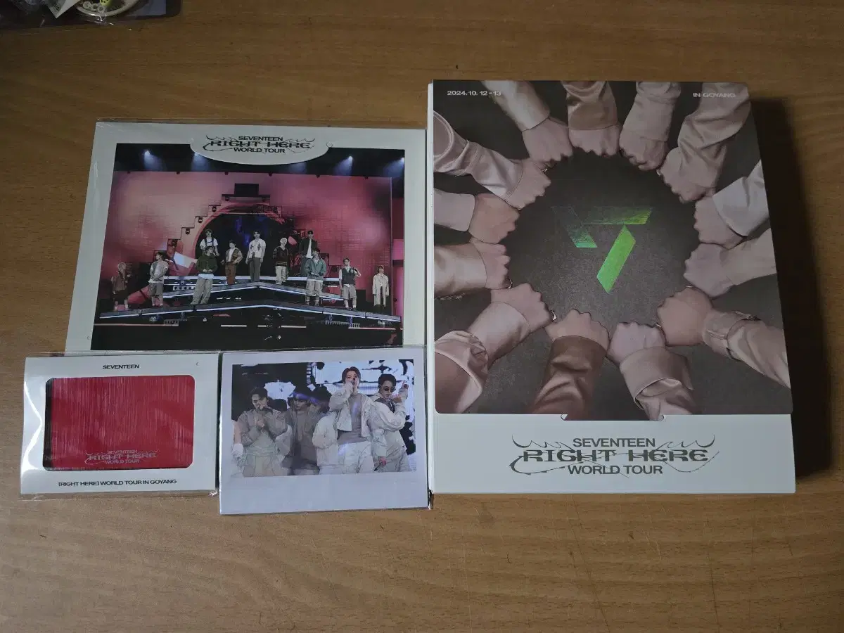 세븐틴 라잇히어 디코 디지털코드 DVD 양도합니다