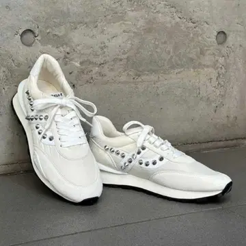 시착만 가능 ASH SPIDER STUDS 스터드 스니커즈 38