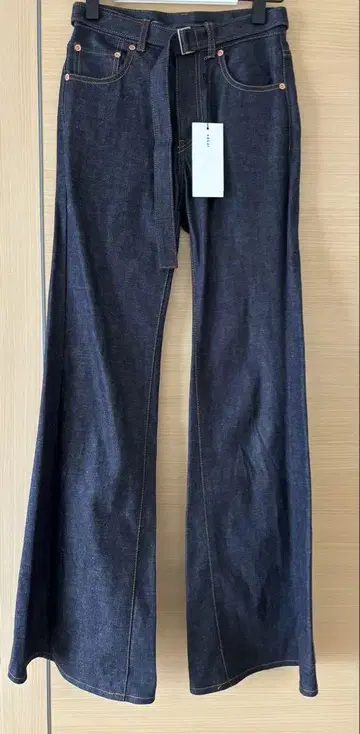 사카이 플레어 데님 팬츠 24-07290