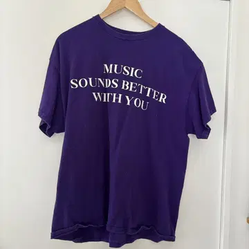 MUSIC SOUNDS BETTER WITH YOU / 사이즈 XL