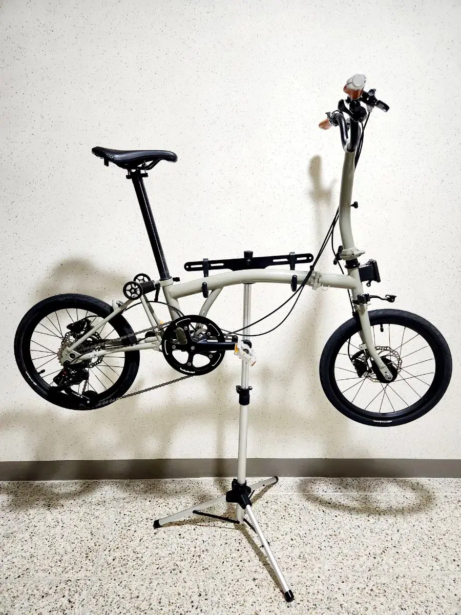 Knob Folding Brompton Style Mini Belle