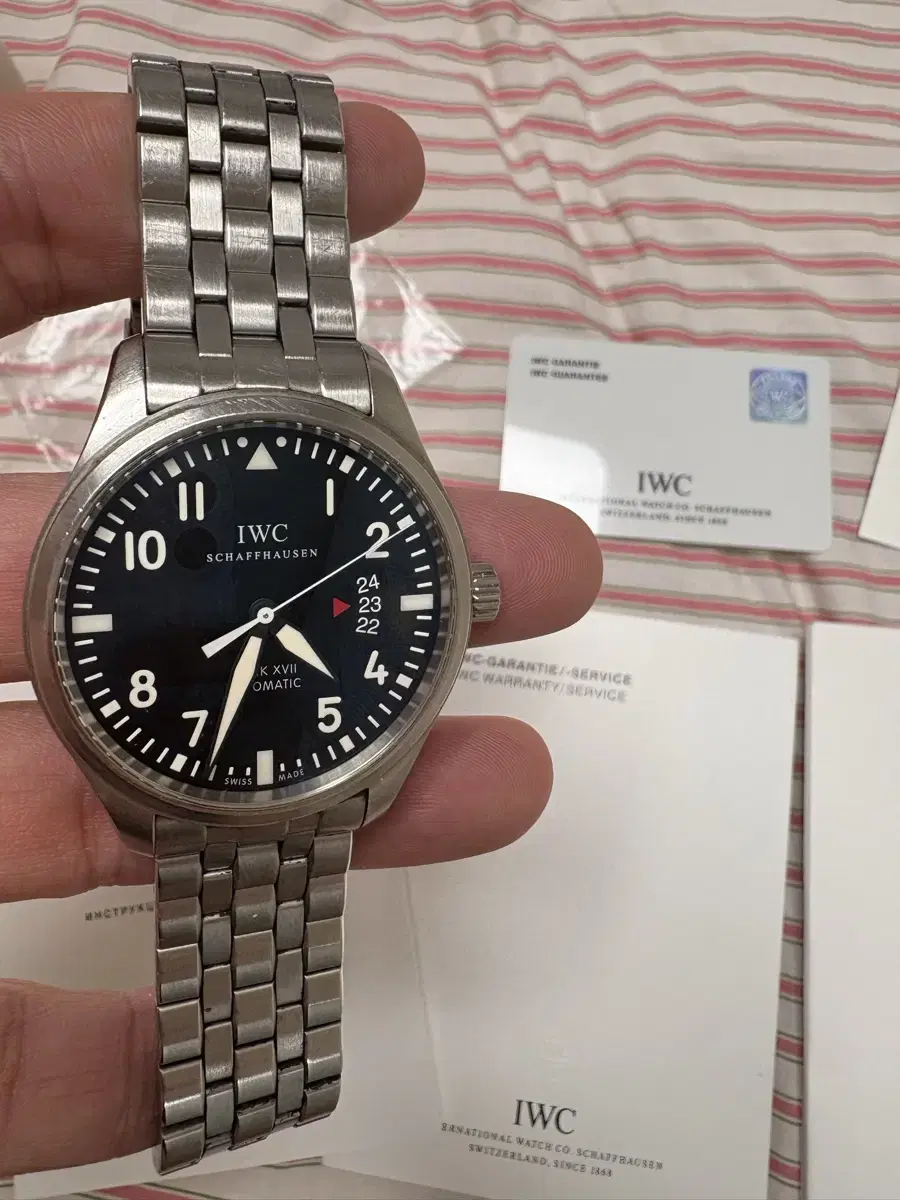 Watch (IWC mark 17)