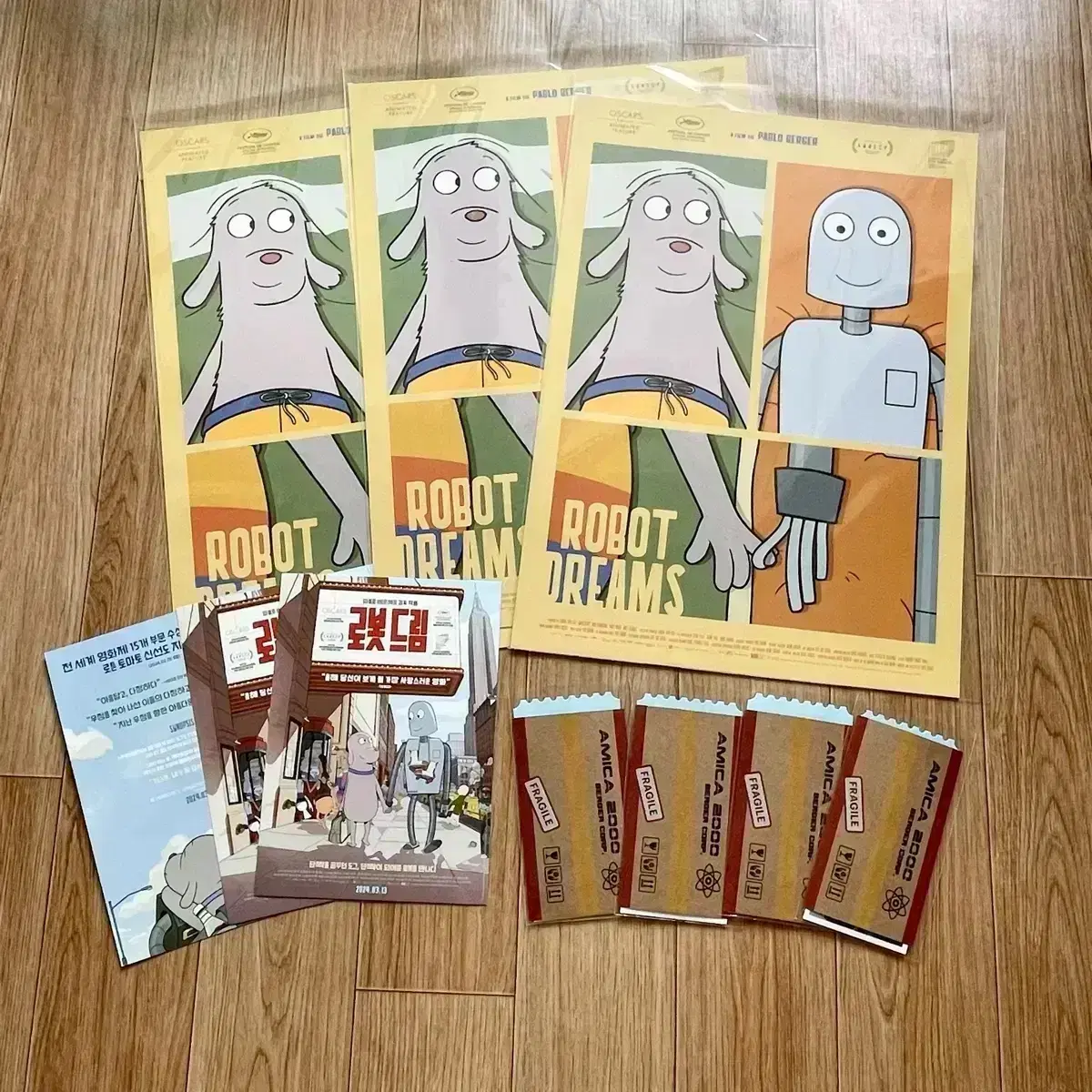 Robot Dreams Happy A3 poster original ticket lenticular postcard set art card
