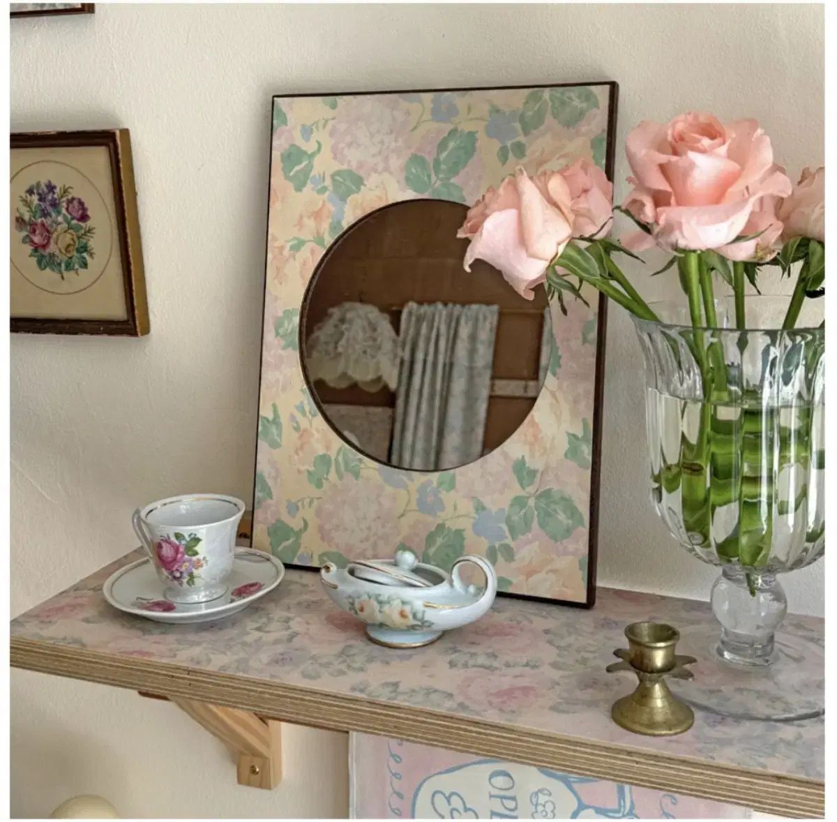 Opertum Floral Mirror
