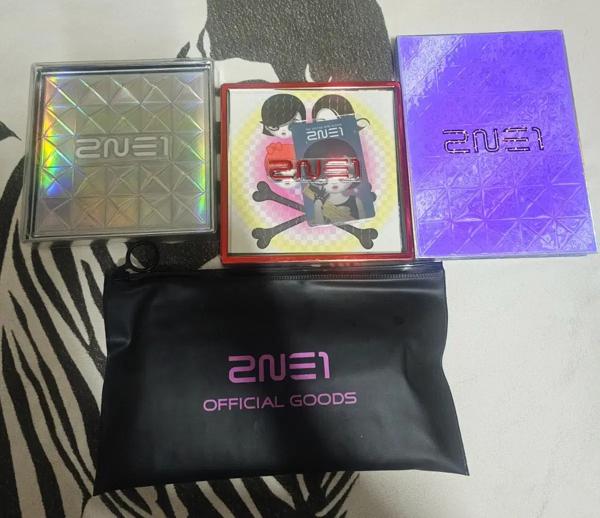 2ne1 1st Album, Mini Album Vol. 1, Mini Album Vol. 2