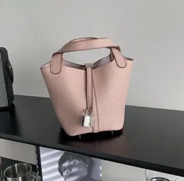 핑크 버킷백 숄더백