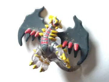 포켓몬 기라티나 클리어 피규어