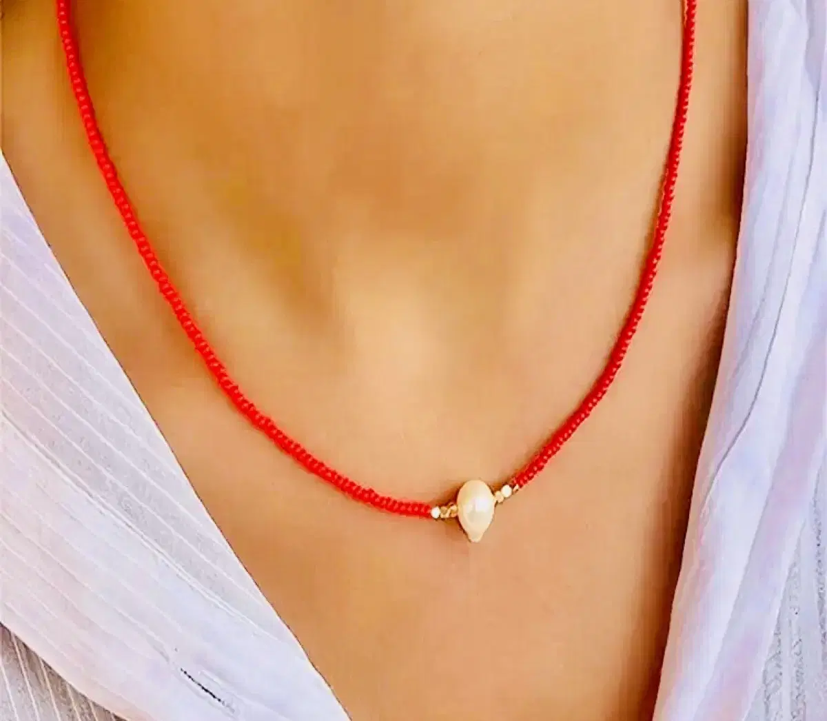 Pretty Freshwater Pearl Necklace Red