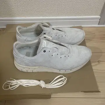 오니츠카타이거 스웨이드