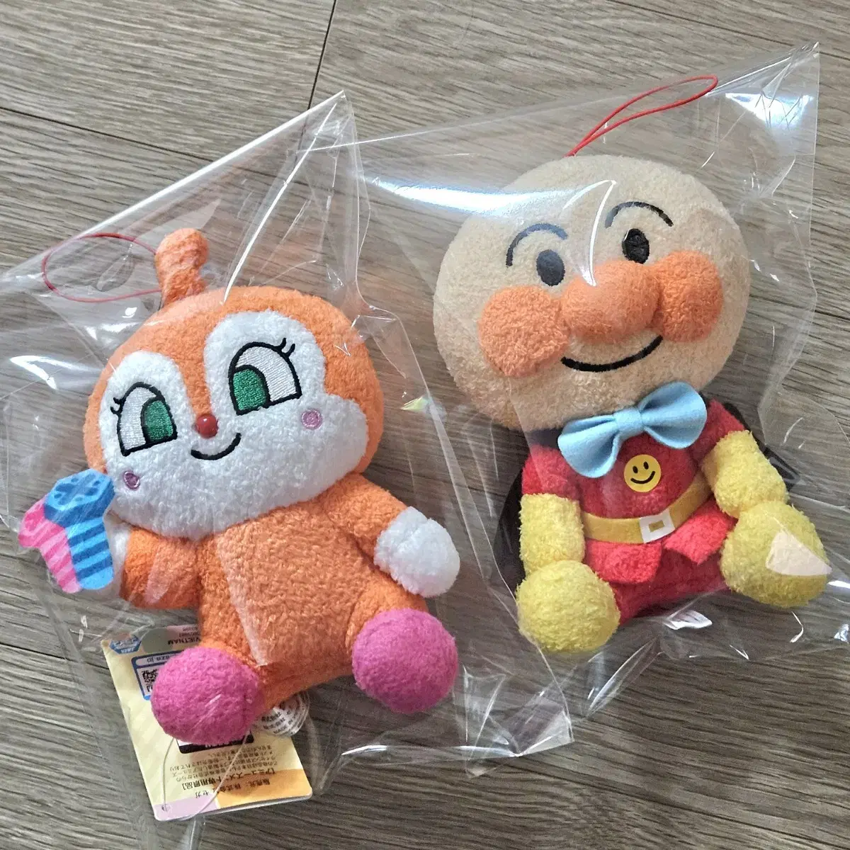 호빵맨 짤랑이 인형