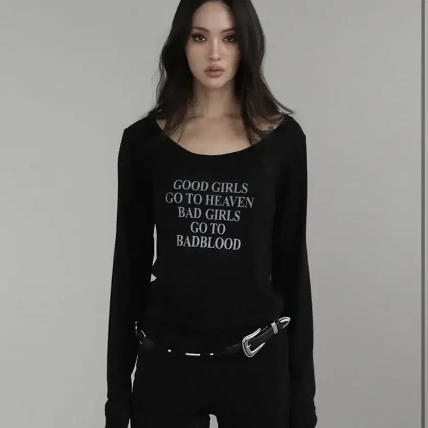 【BADBLOOD】 Bad Girls Loose Fit Top - Banana BAD BLOOD Bad Girls Loose Fit Top - Banana – SeoulSeoul