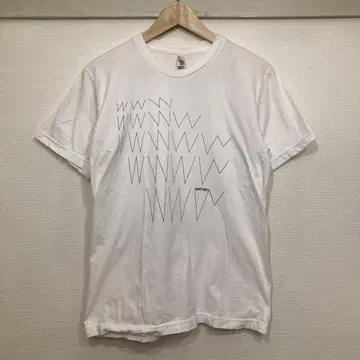 Whitney Museum of American Art Tee USA제