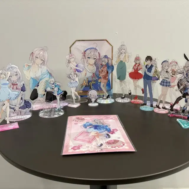 러시부끄 아크릴스탠드 20개