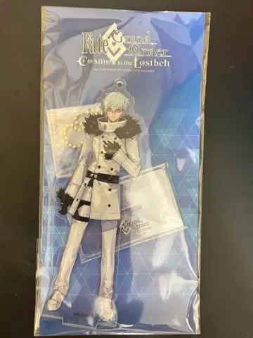 카독 아크릴 스탠드 예복