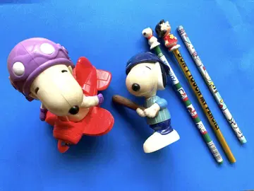 스누피 피규어 연필