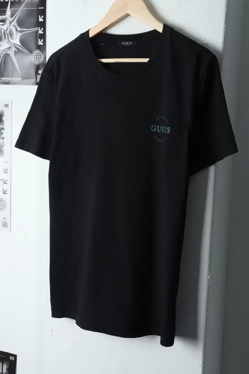 (XL) Guess Short Sleeve T-Shirt Black Old School Limited Edition-12F18