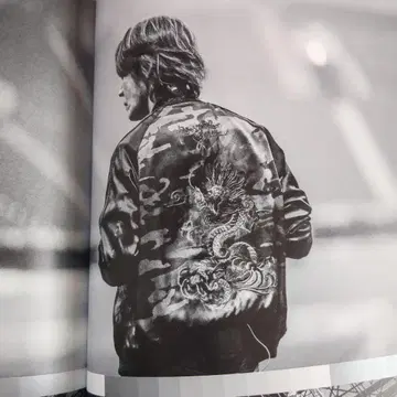히무로 쿄스케 PERSONAL JESUS 스카잔 XL 덤 포함