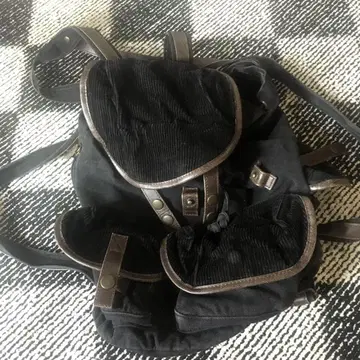 블랙 코듀로이 백팩