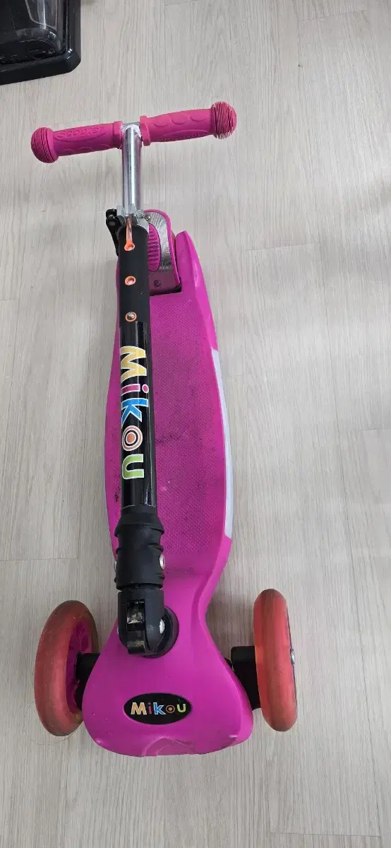 Selling 2 kickboards (foldable).