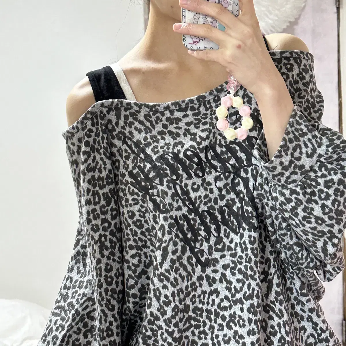Vintage Off-Shoulder Leopard Print T-Shirt One Gyaru Latte Rogal lizlisa Babymetal