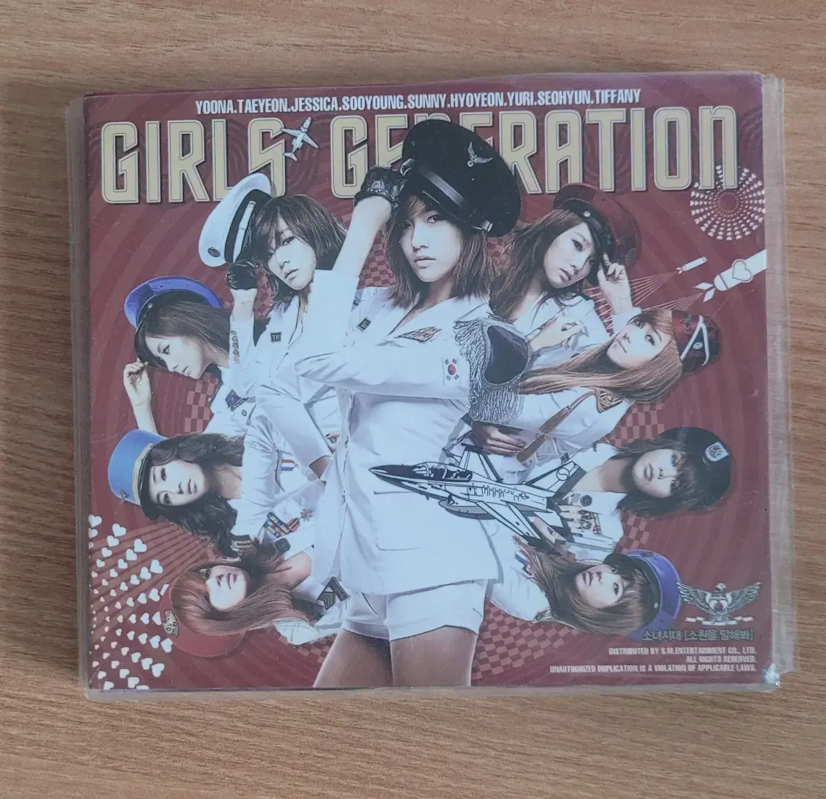 Girls Generation signed CD (all members)