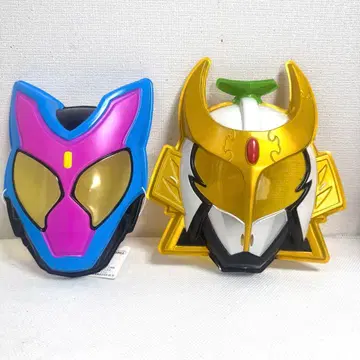 가면라이더 가우 가면라이더 가이무 가면 2개