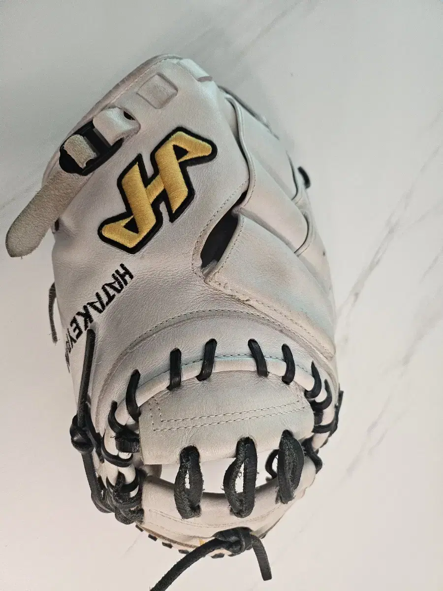 Hatakeyama (M8)