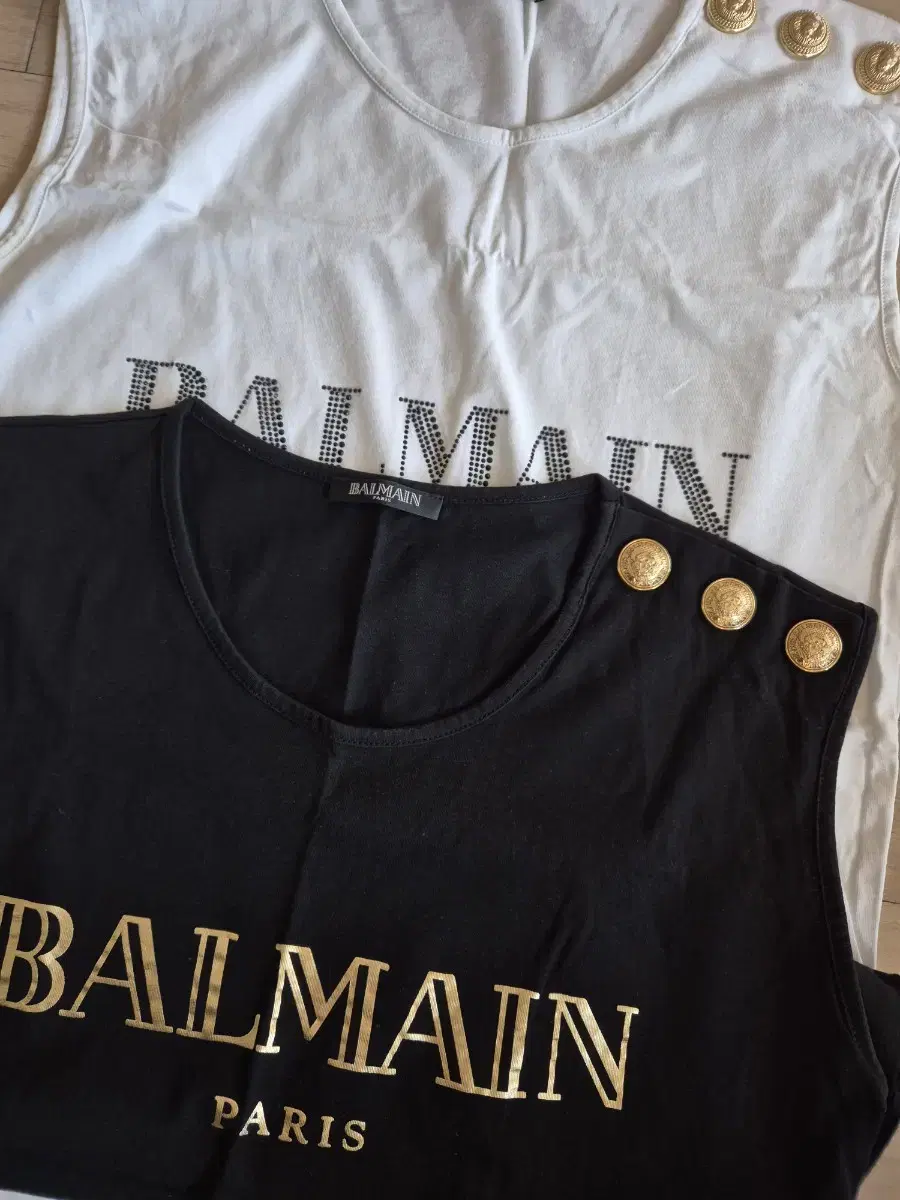 Balmain T-shirts (1+1)