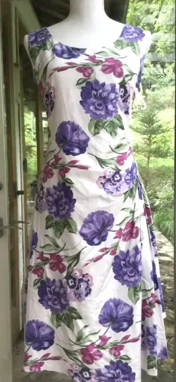 LAURA ASHLEY 플라워 프린트 슬리브리스 원피스 L 사이즈