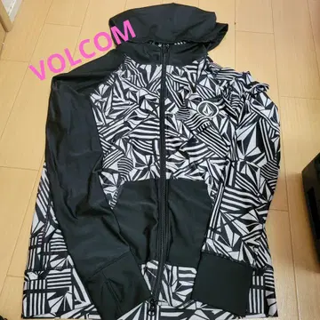 VOLCOM 볼콤 후드티