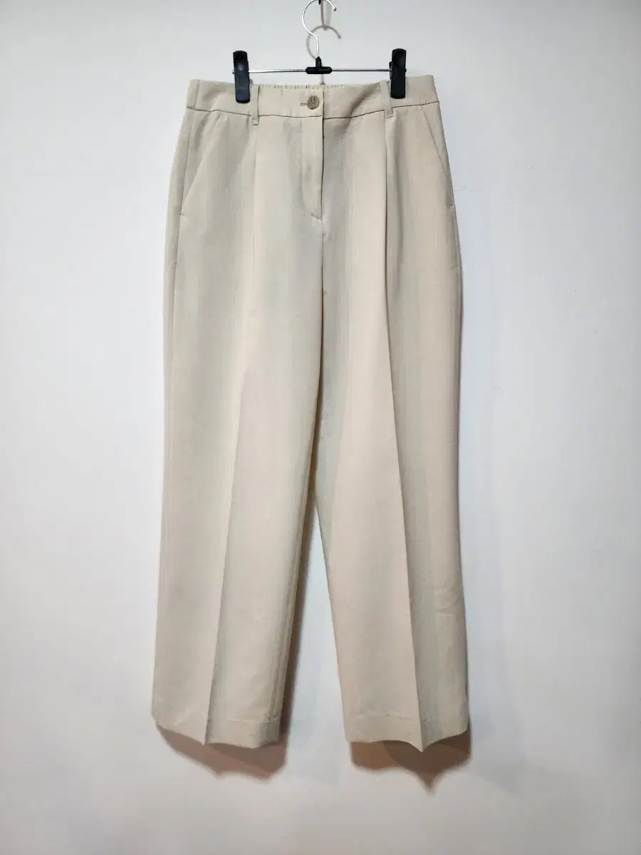 PROJECT M Ivory Pants Project 27 inches