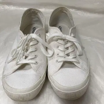 SUPERGA 화이트 스니커즈
