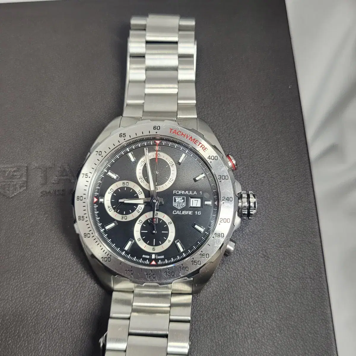 태그호이어 포뮬러1 크로노그래프 오토매틱 검판 시계 43mm