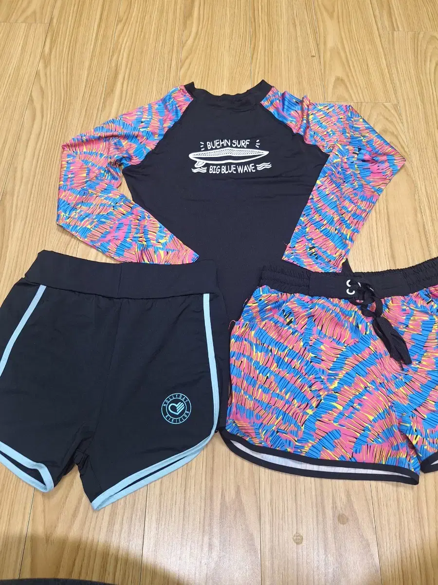 Elementary School Girl's Rash Guard