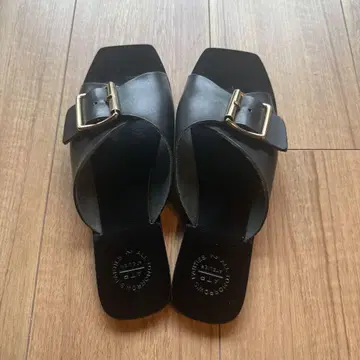 ATP 아틀리에 블랙 샌들 38