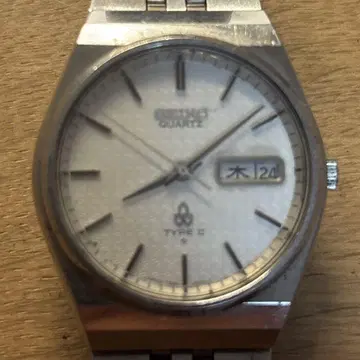 세이코 쿼츠 시계 TYPE II
