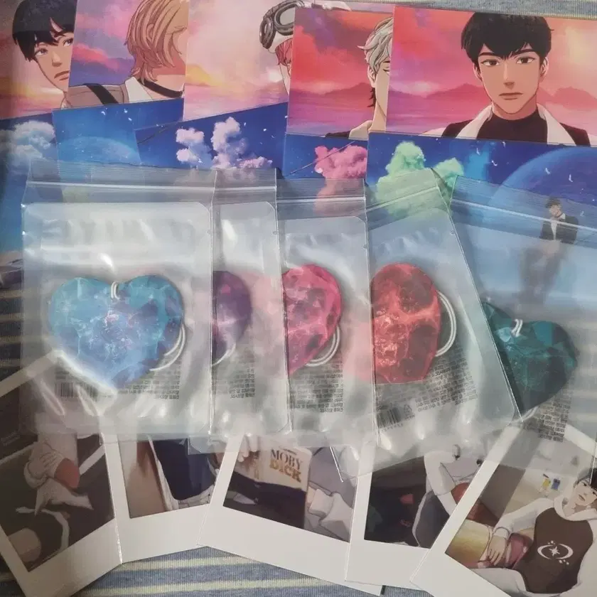 Shop 플레이브w4l포카 on Bunjang Global Site - No more Korean