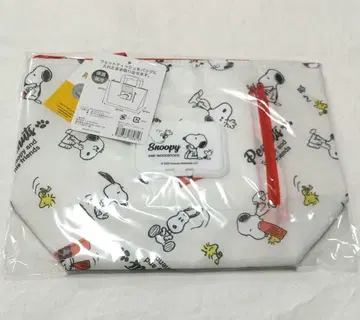 새상품 스누피 보냉 백 물티슈 케이스 포함