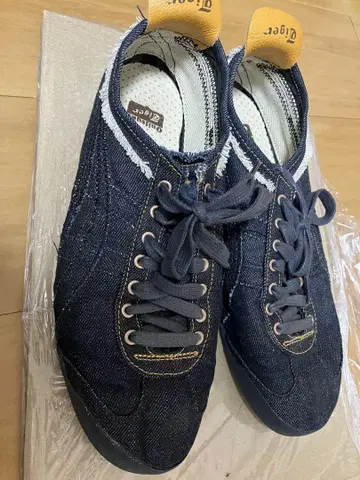 오니츠카타이거 데님 스니커즈